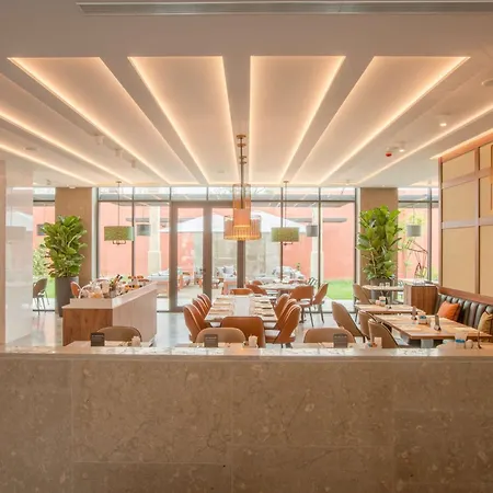 Nh Jardim Отель 4*