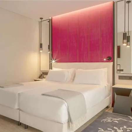 Hotel Nh Jardim