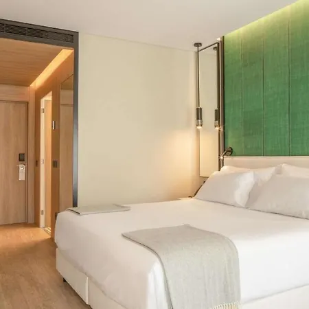Hotel Nh Jardim 4*