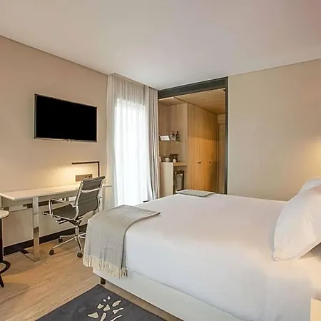 Hotel Nh Jardim 4*