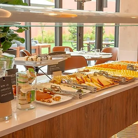 Hotel Nh Jardim 4*
