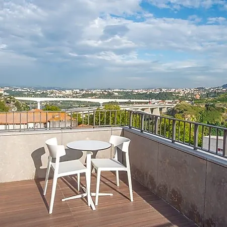 Nh Jardim פורטו