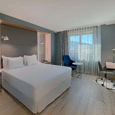 Nh Jardim Hotell Oporto