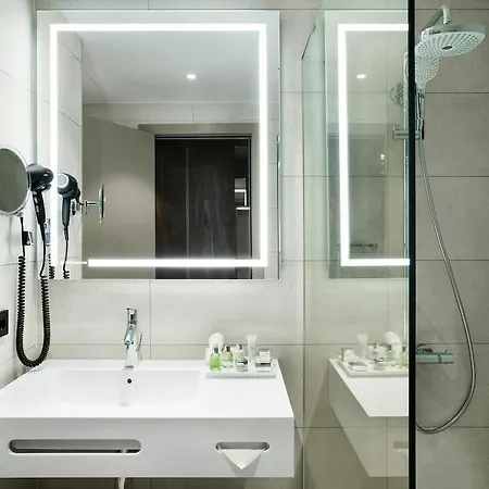 Hotel Nh Jardim 4*